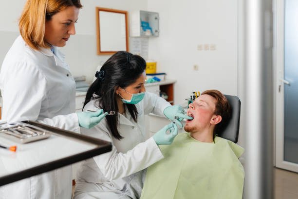 Best Cosmetic Emergency Dentistry in Shadeland, IN